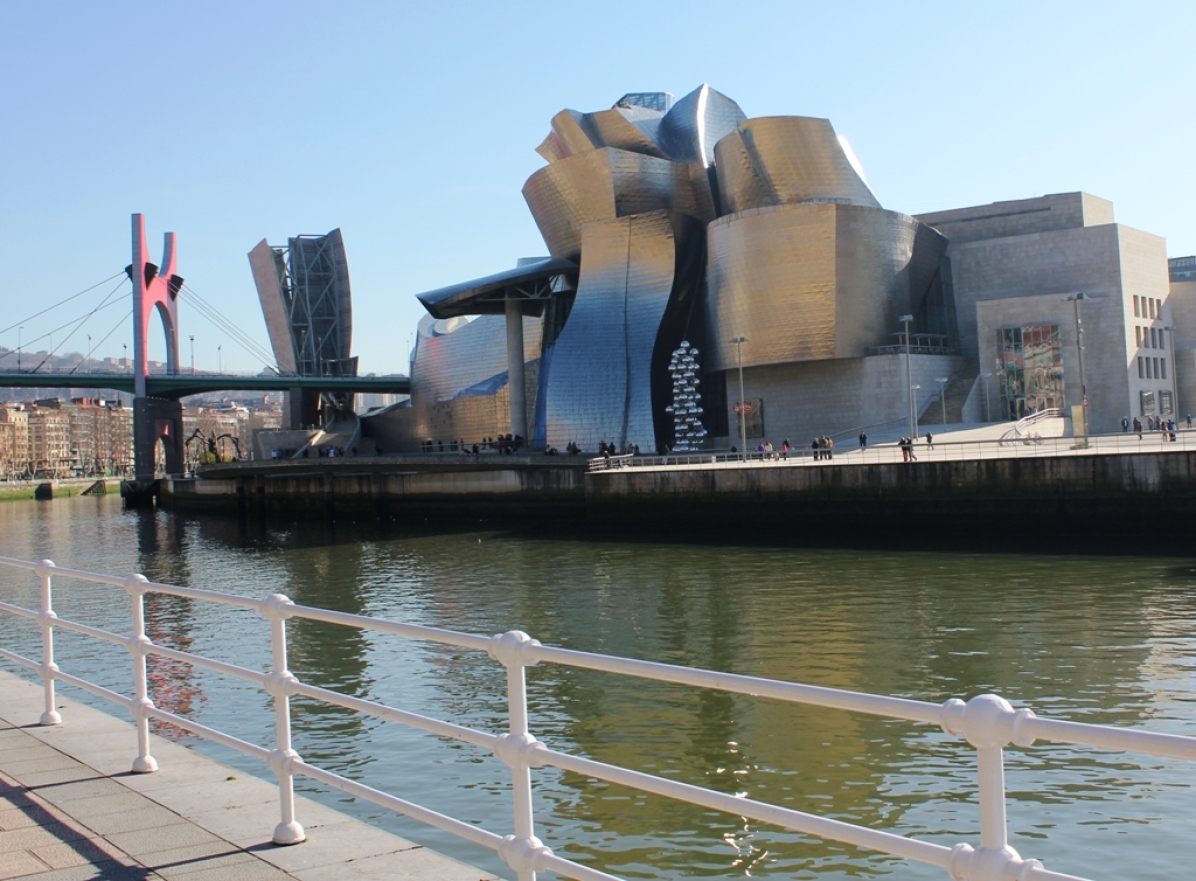 Guggenheim y la Ría de Bilbao